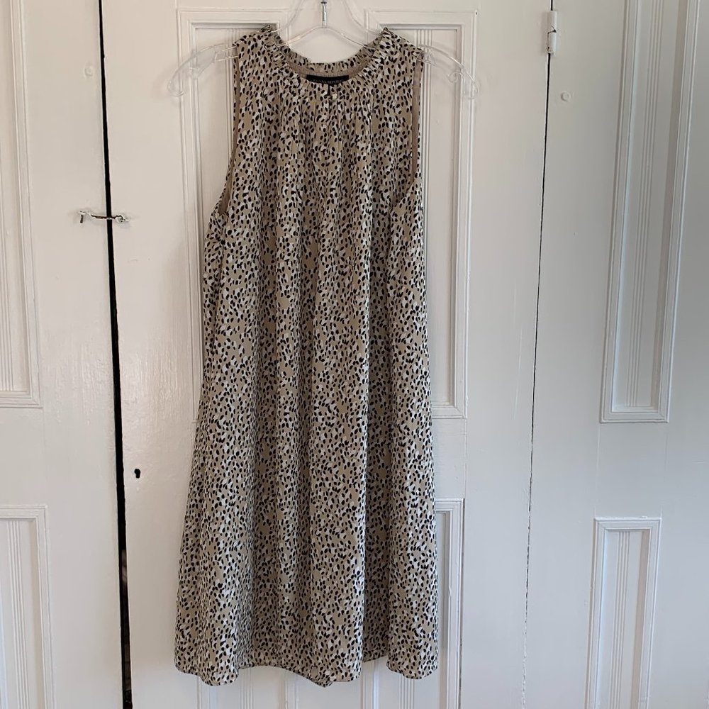Banana Republic Sleeveless Pleated Swing Dress NWT Size 6